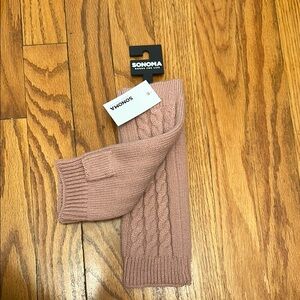 Sonoma Blush Cable Knit Gloves
